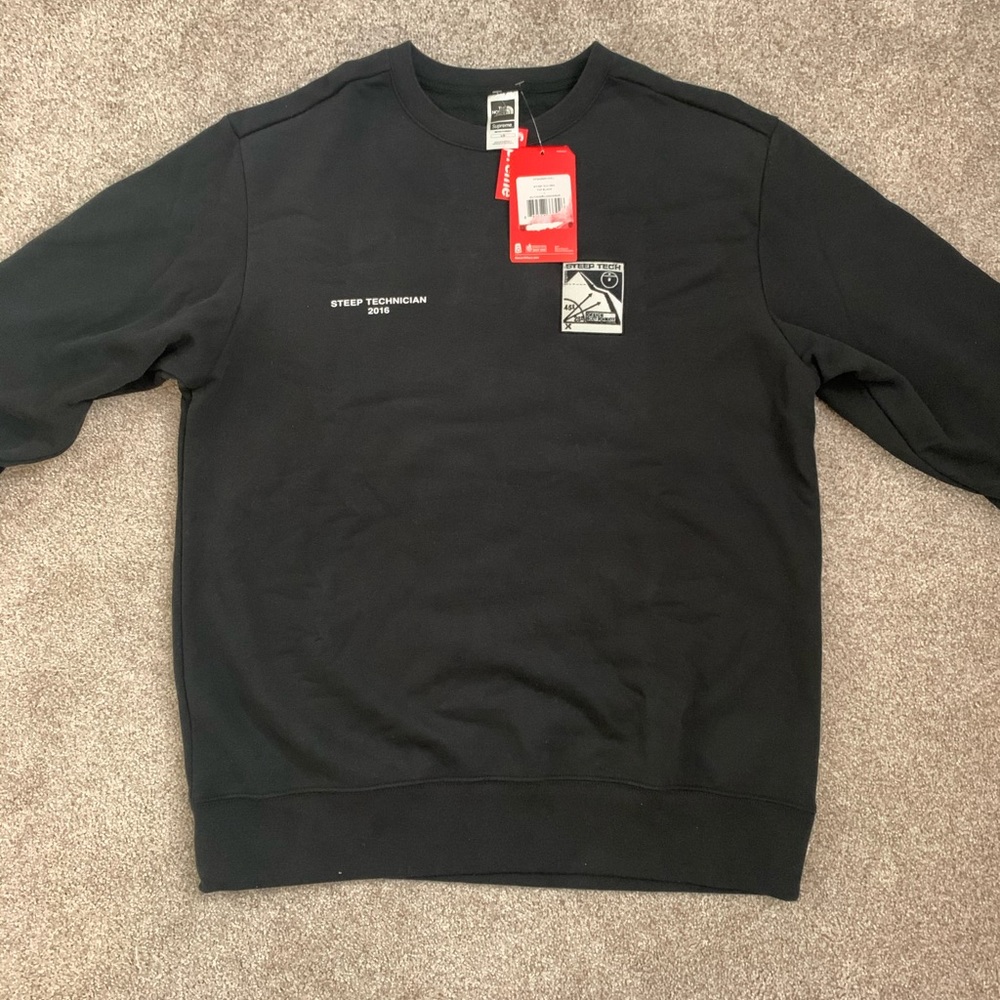 Black L Supreme x TNF Steep Tech Crewneck BNWT